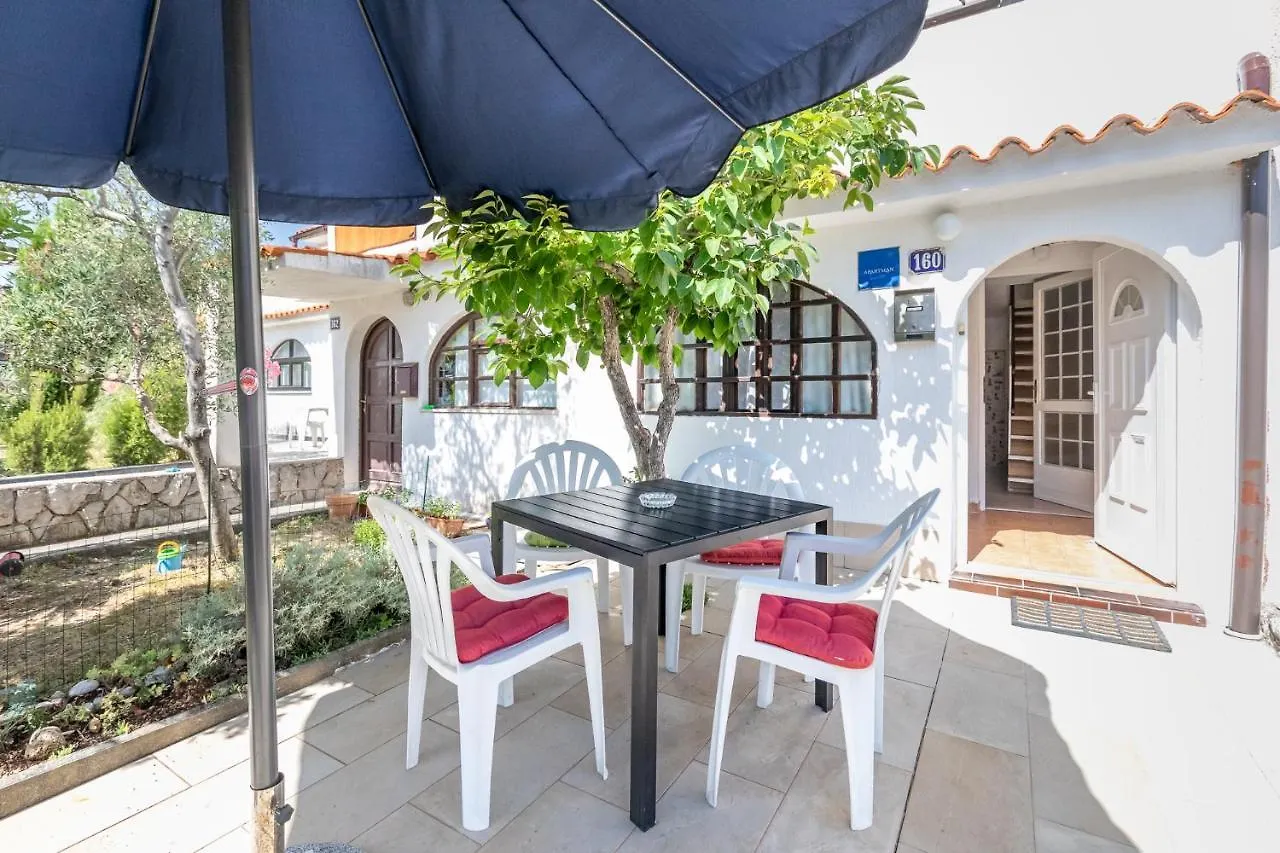 Apartmani Nadia Punat 0*,  Croatia